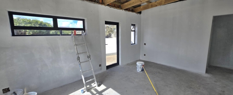 5 Bedroom Property for Sale in Kleinbaai Western Cape